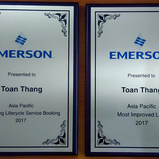 Final Control Meeting in Danang from Sep 21-22, 2017: - Review business activity FY17 - Review business plan FY18 - Award the certificates to Toan Thang Engineering Corp “Asia Pacific Eceeding Lifecycle Serrvice Booking 2017” and “Asia Pacific Most Improved LBP 2017”