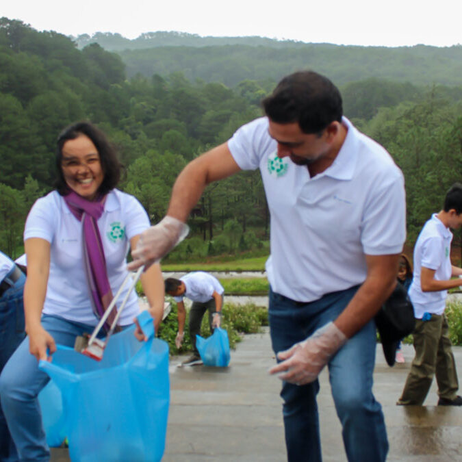 Tte Deployed The Campaign "No Single Use Plastics" Arround Tuyen Lam Lake - Da Lat City