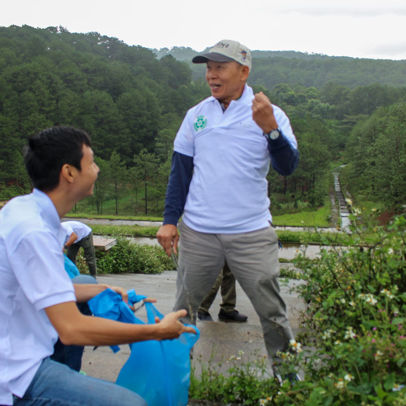 Tte Deployed The Campaign "No Single Use Plastics" Arround Tuyen Lam Lake - Da Lat City